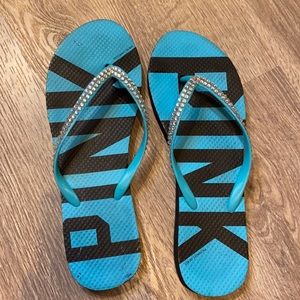 Victoria’s Secret women’s flip-flops.